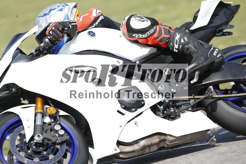 /45 10.08.2025 Plüss Moto Sport ADR/Freies Fahren/1